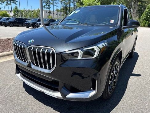 Used 2025 BMW X1 xDrive28i w/ Technology Package AWD/4WD image 2