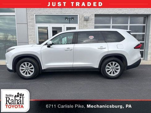 Certified 2024 Toyota Grand Highlander XLE image 1