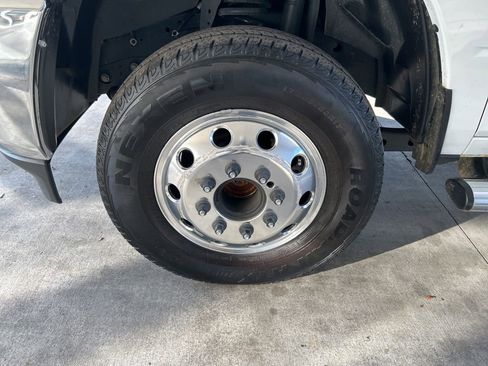 Used 2024 RAM 3500 Big Horn image 13