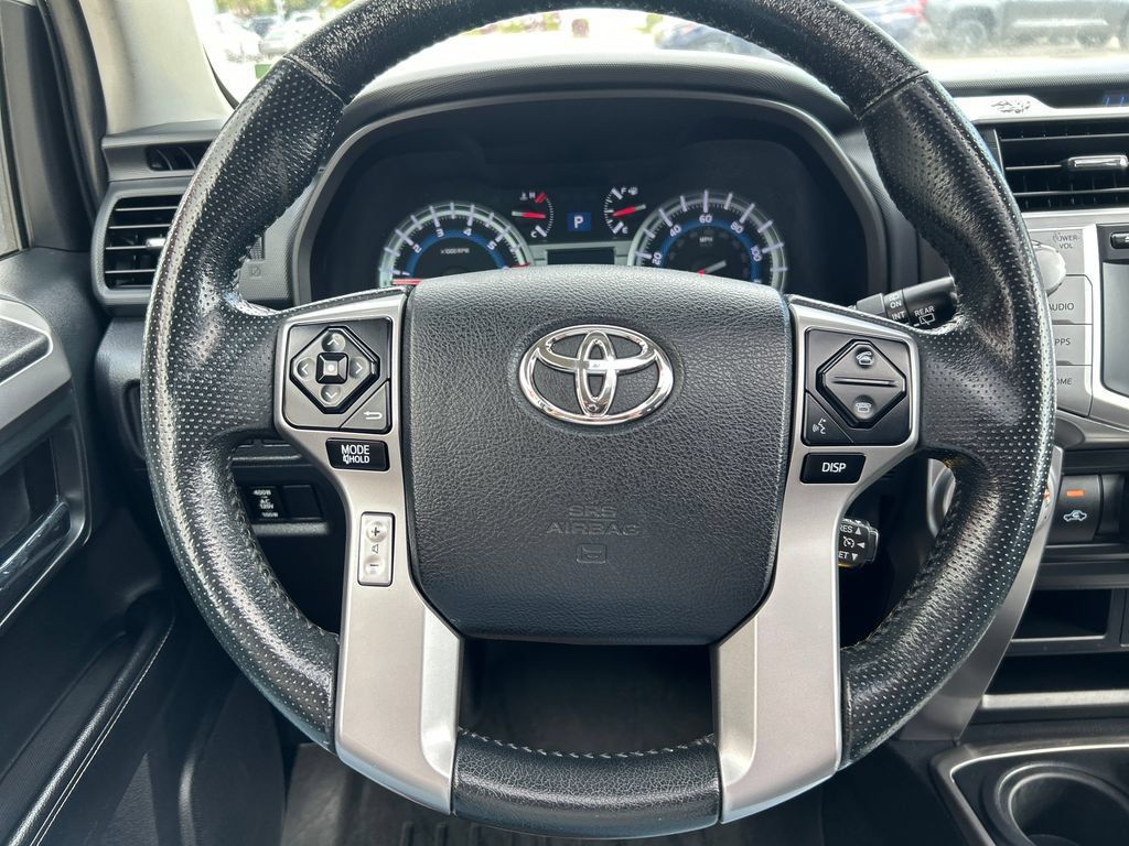 Used 2015 Toyota 4Runner SR5 Premium AWD/4WD image 17