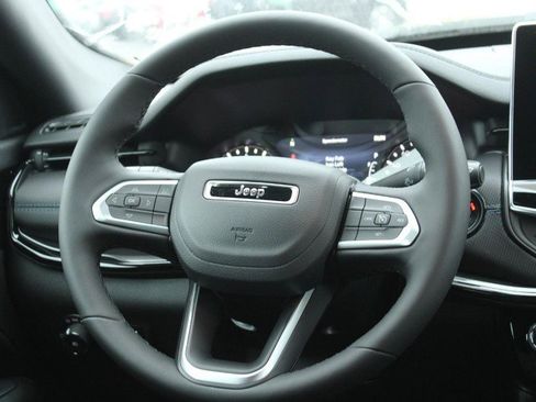 New 2026 Jeep Compass Latitude AWD/4WD image 6