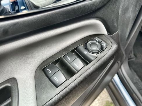 Certified 2024 Chevrolet Equinox LS w/ LS Convenience Package FWD image 22