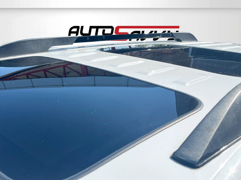 Used 2023 GMC Acadia AT4 w/ Technology Package AWD/4WD image 23