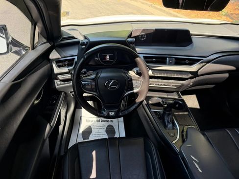 Used 2019 Lexus UX 200 F Sport w/ F Sport Premium Package FWD image 15