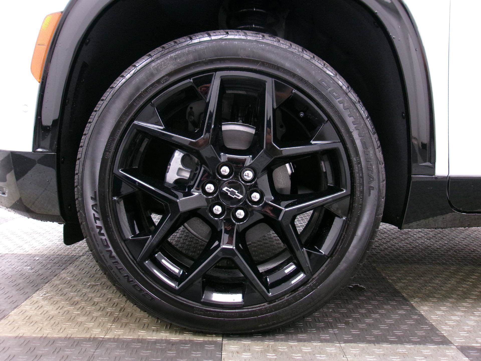New 2026 Chevrolet Traverse RS FWD image 18