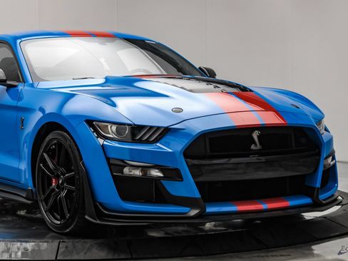 Used 2022 Ford Mustang Shelby GT500 w/ Technology Package RWD image 26