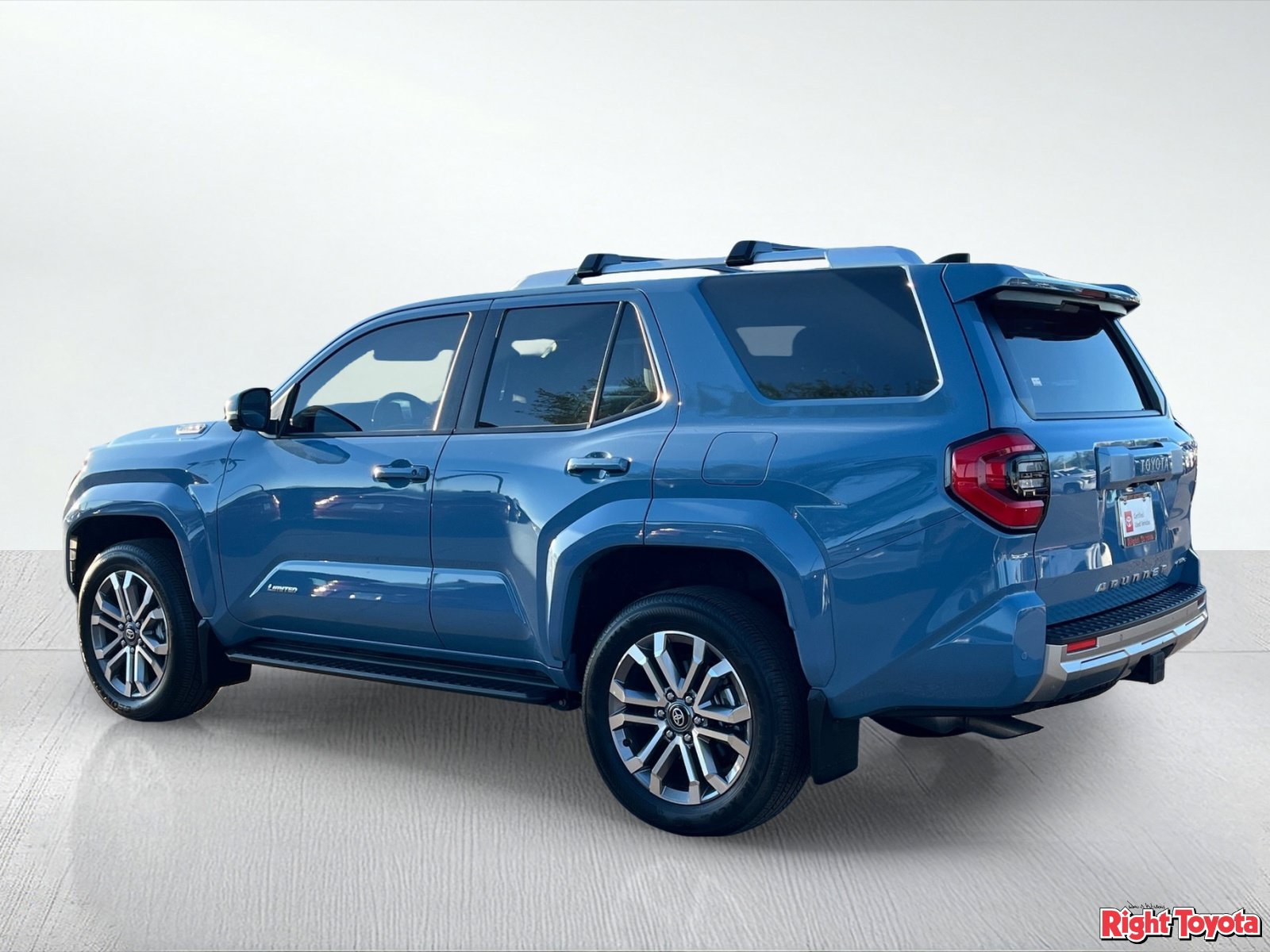Certified 2026 Toyota 4Runner Limited w/ Tow Technology Package AWD/4WD image 5