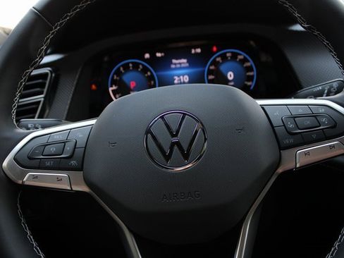 New 2025 Volkswagen Atlas Cross Sport SEL image 17