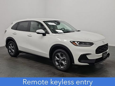 New 2027 Honda HR-V LX image 2