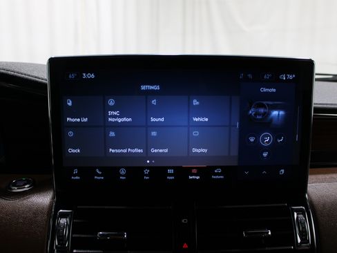 Used 2023 Lincoln Navigator L Reserve AWD/4WD image 14