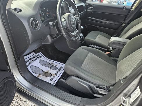 Used 2013 Jeep Patriot Latitude w/ Sun/Sound Group image 11