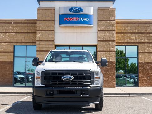 New 2026 Ford F550 4x4 Regular Cab Super Duty image 3