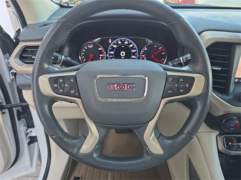 Certified 2022 GMC Acadia Denali w/ Denali Ultimate Package image 28