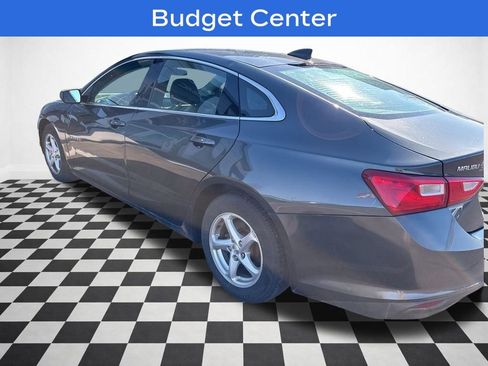Used 2017 Chevrolet Malibu LS image 4