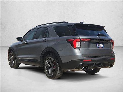 Used 2025 Ford Explorer ST AWD/4WD image 8