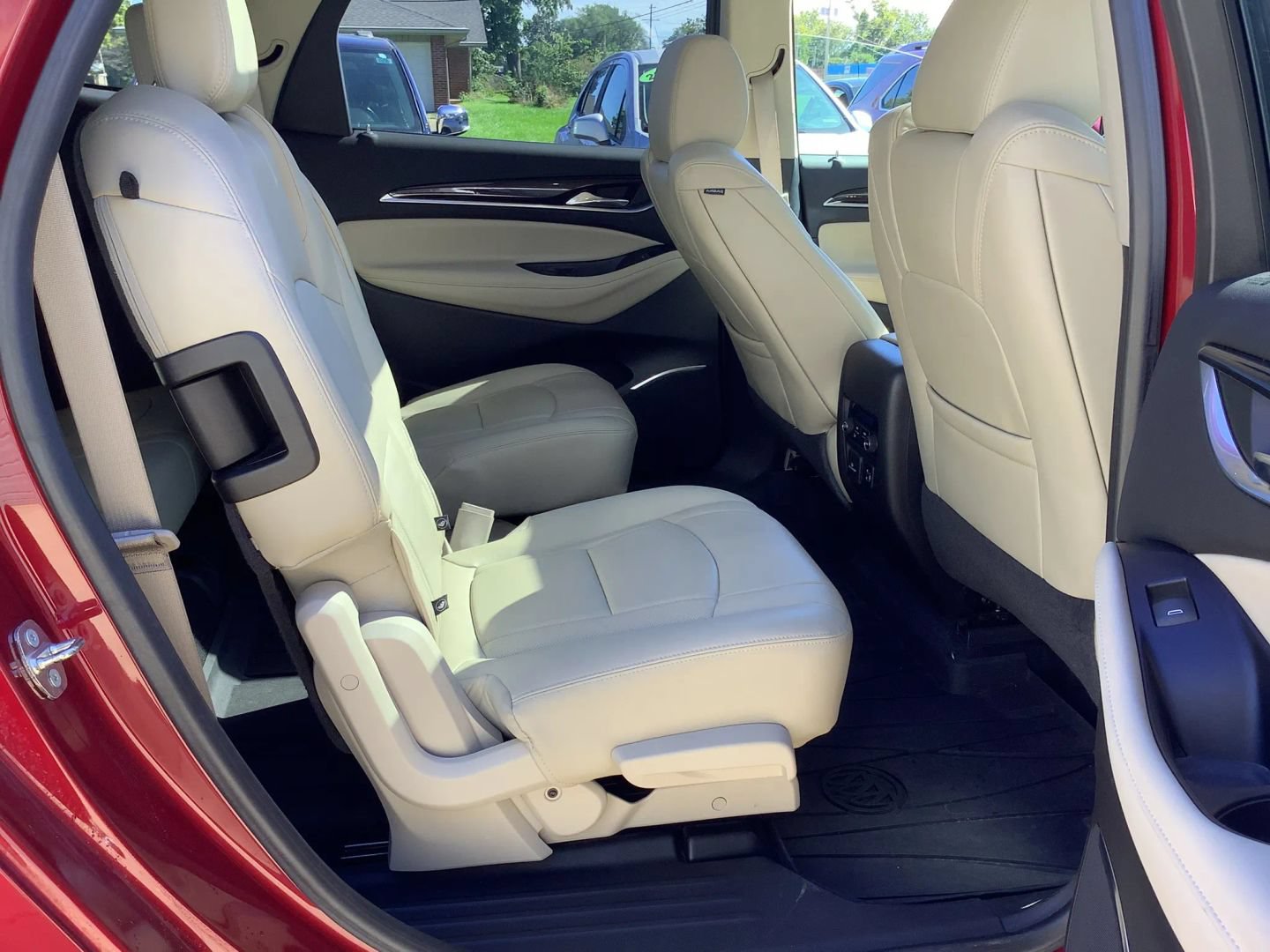 Used 2018 Buick Enclave Premium w/ Experience Buick Package AWD/4WD image 16