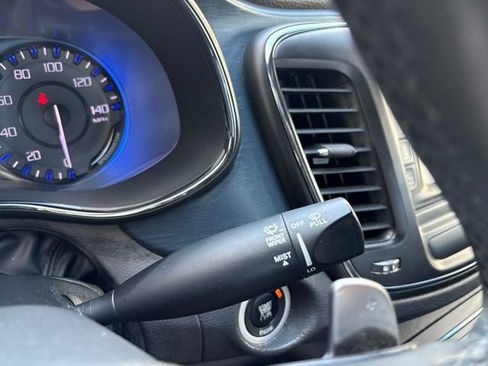 Used 2015 Chrysler 200 S w/ Comfort Group AWD/4WD image 23