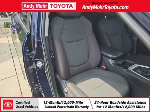 Used 2024 Toyota RAV4 XLE FWD image 33
