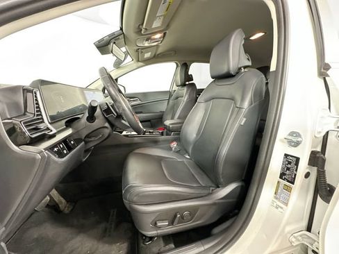 Used 2023 Kia Sportage EX AWD/4WD image 17