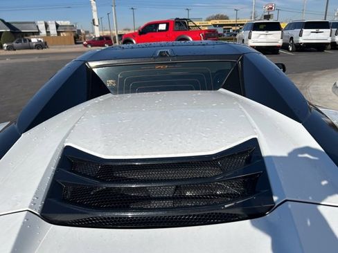 Used 2023 Chevrolet Corvette Stingray Premium Conv w/ Z51 Performance Package image 10