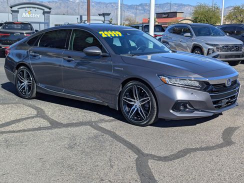 Used 2022 Honda Accord Touring image 1