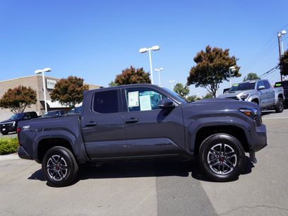 Used 2025 Toyota Tacoma TRD Sport w/ TRD Sport Upgrade Package