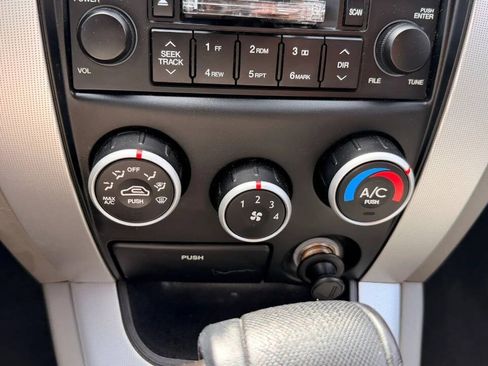 Used 2008 Hyundai Tucson SE AWD/4WD image 15