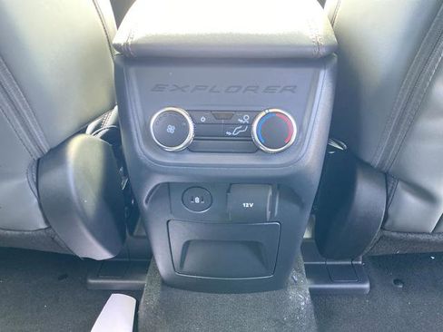 New 2026 Ford Explorer Active w/ Active Comfort Package image 30