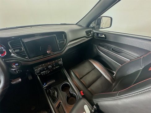 Used 2024 Dodge Durango GT image 11