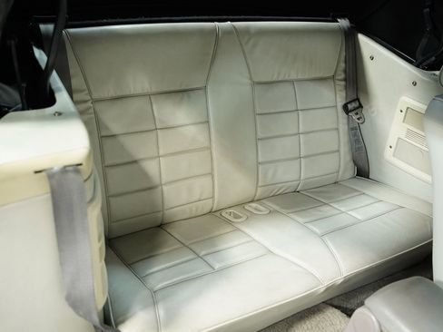 Used 1992 Ford Mustang LX image 36
