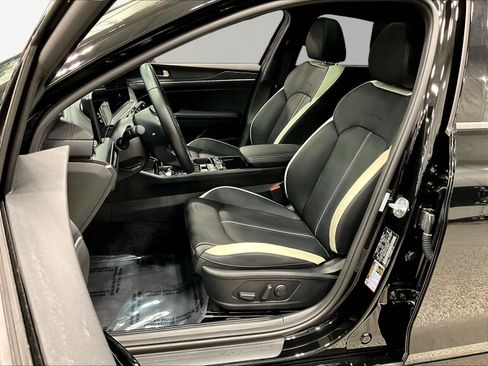 Used 2025 Kia K5 GT-Line w/ GT-Line Premium Package FWD image 21