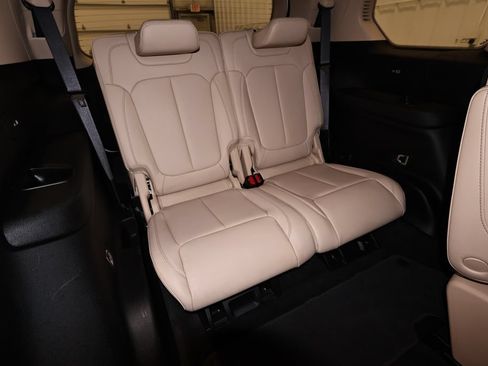 Used 2021 Jeep Grand Cherokee L Limited AWD/4WD image 22
