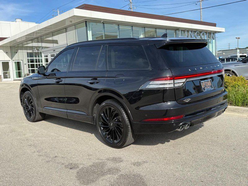 Certified 2023 Lincoln Aviator Reserve w/ Equipment Group 201A AWD/4WD image 11
