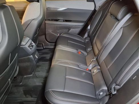 Certified 2025 Cadillac Optiq Luxury 1 w/ LPO, Floor Liner Package AWD/4WD image 19