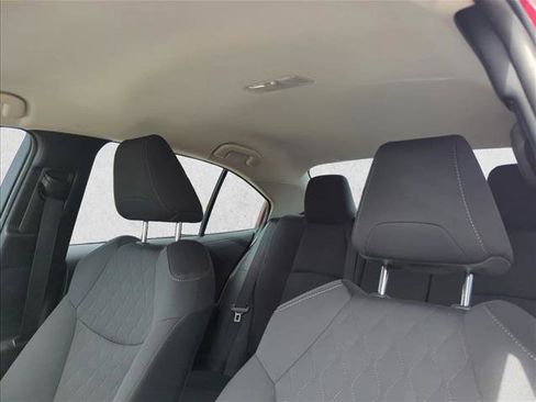 Used 2022 Toyota Corolla LE FWD image 14
