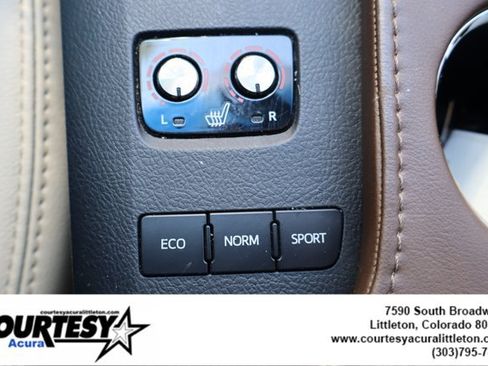 Used 2015 Toyota Avalon XLE FWD image 19