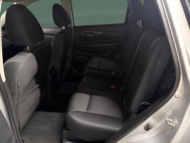 Used 2019 Nissan Rogue SV AWD/4WD image 13