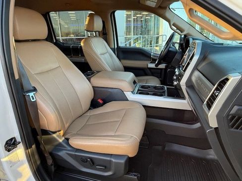 Certified 2022 Ford F250 Lariat w/ Lariat Ultimate Package image 11