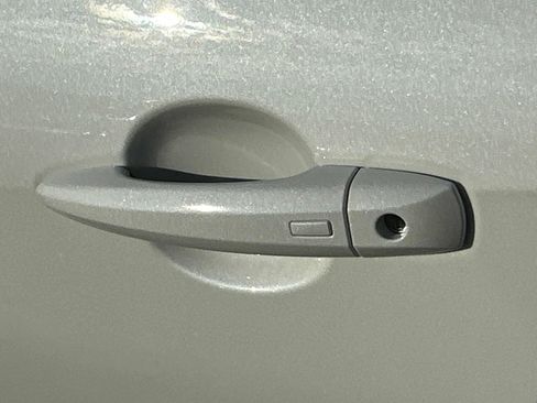 New 2025 Nissan Altima 2.5 SR w/ SR Premium Package image 12