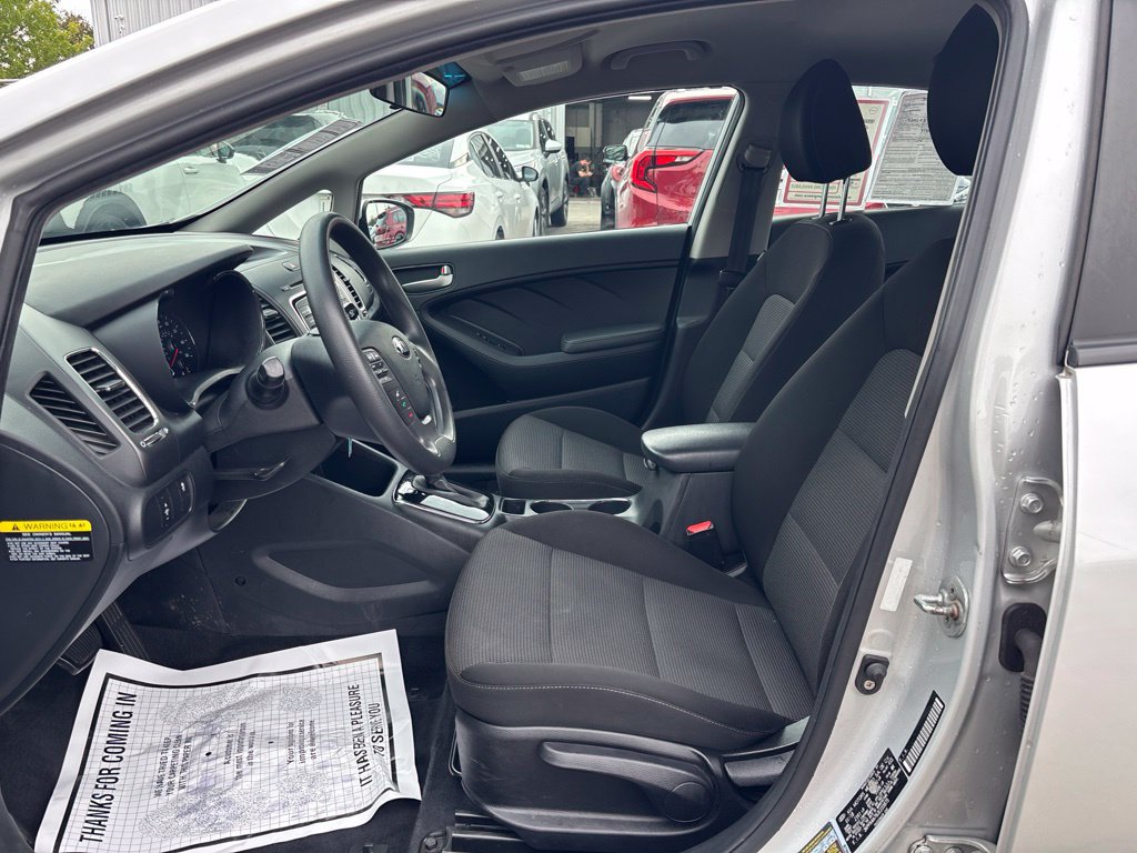 Used 2018 Kia Forte LX FWD image 17