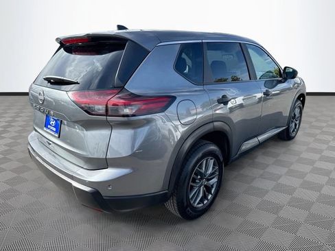 Used 2024 Nissan Rogue S FWD image 7