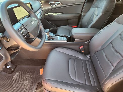New 2026 Kia Sportage SX image 9