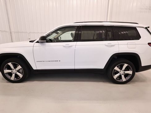 Used 2021 Jeep Grand Cherokee L Limited AWD/4WD image 7