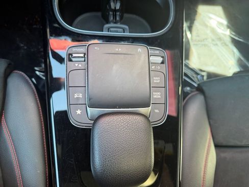 Used 2023 Mercedes-Benz CLA 250 image 25