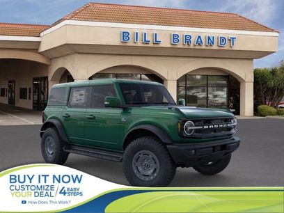 New 2025 Ford Bronco Outer Banks w/ Sasquatch Package