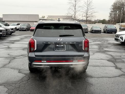 Used 2024 Hyundai Palisade Calligraphy image 8