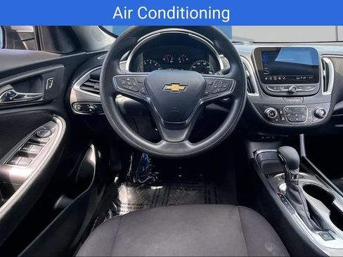 Certified 2024 Chevrolet Malibu LT FWD image 11