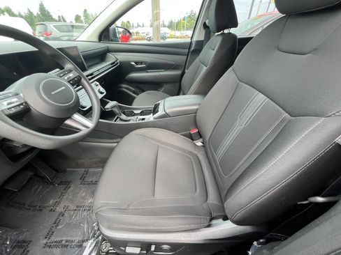 Used 2025 Hyundai Tucson SEL AWD/4WD image 29