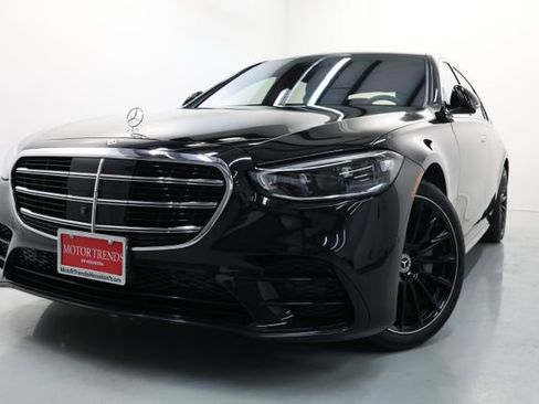 Used 2022 Mercedes-Benz S 580 4MATIC Sedan w/ AMG Line Package image 66