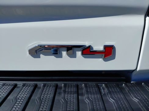 New 2026 GMC Sierra 1500 AT4 w/ AT4 Premium Package image 17